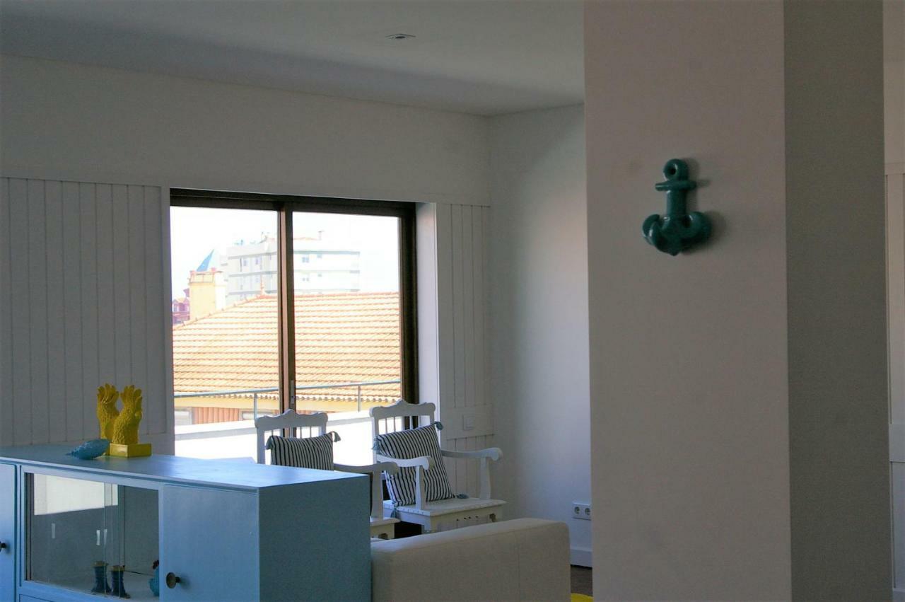 Blue Apartment Parede Beach House Buitenkant foto