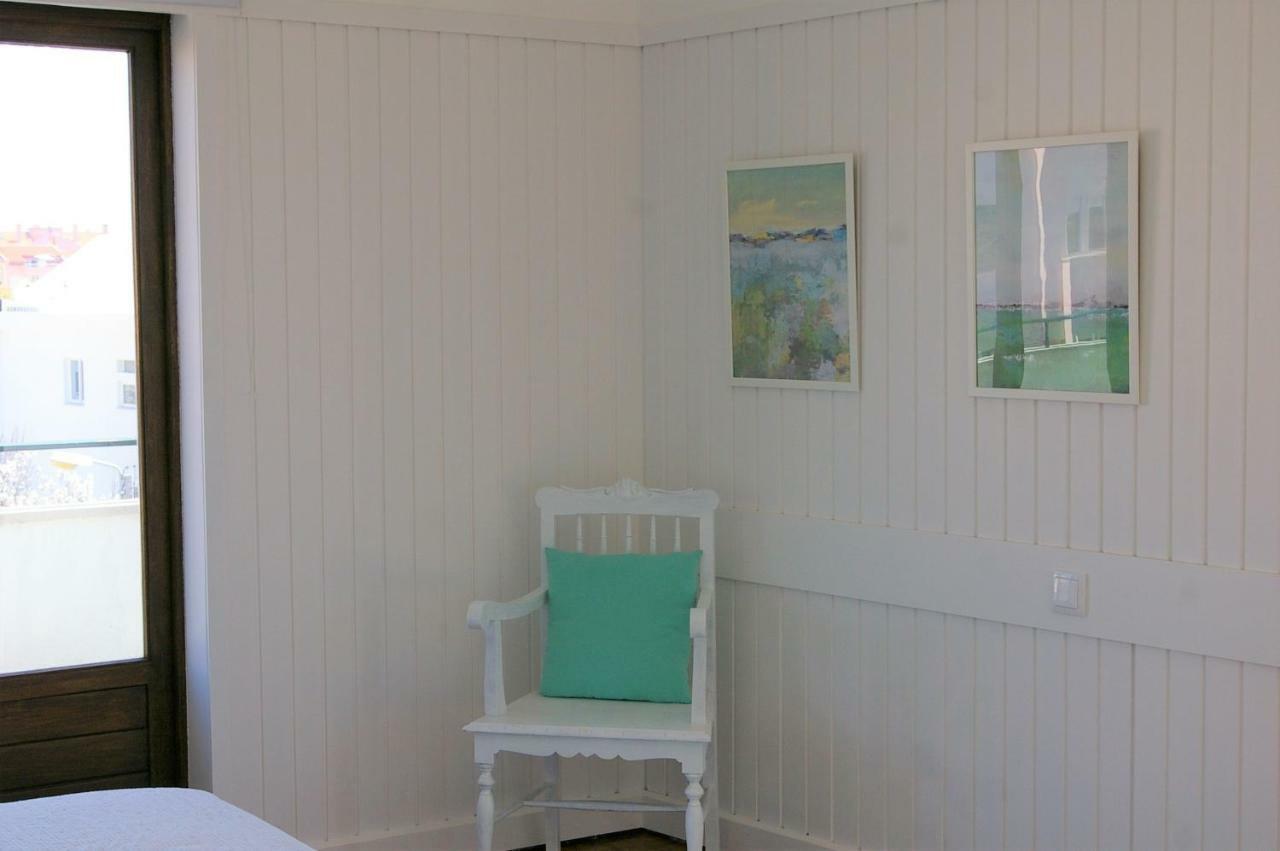 Blue Apartment Parede Beach House Buitenkant foto