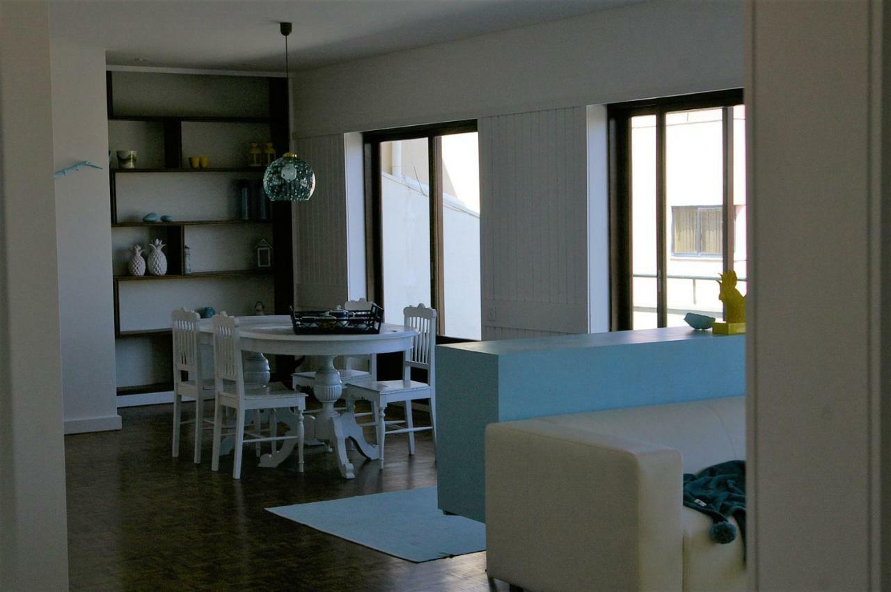 Blue Apartment Parede Beach House Buitenkant foto