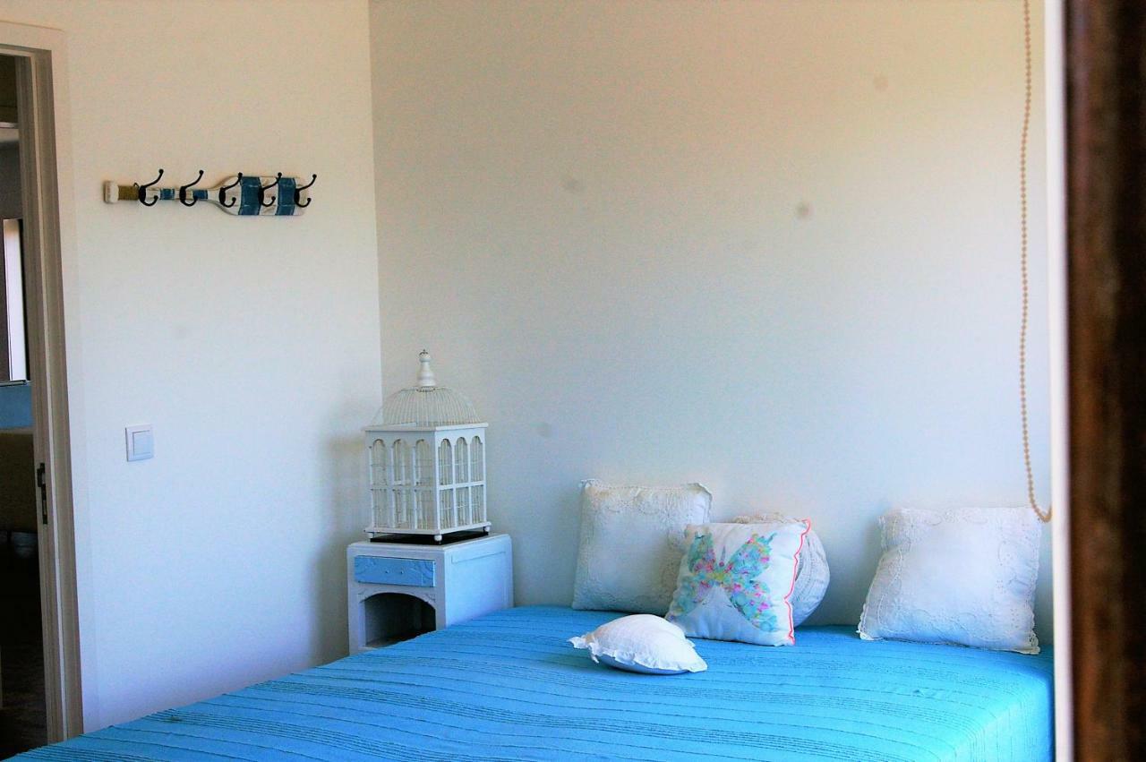 Blue Apartment Parede Beach House Buitenkant foto